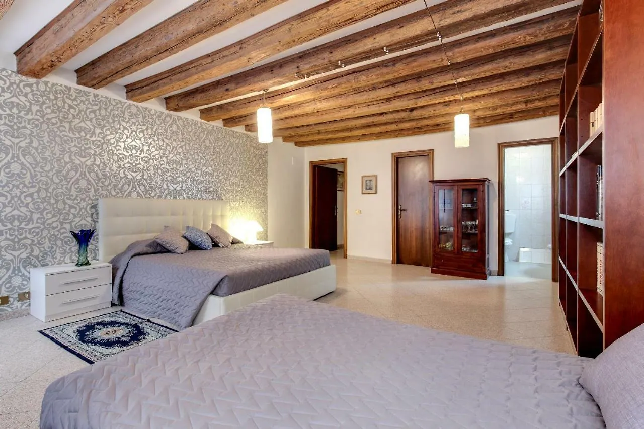 Ca Serenissima Apartment Venice