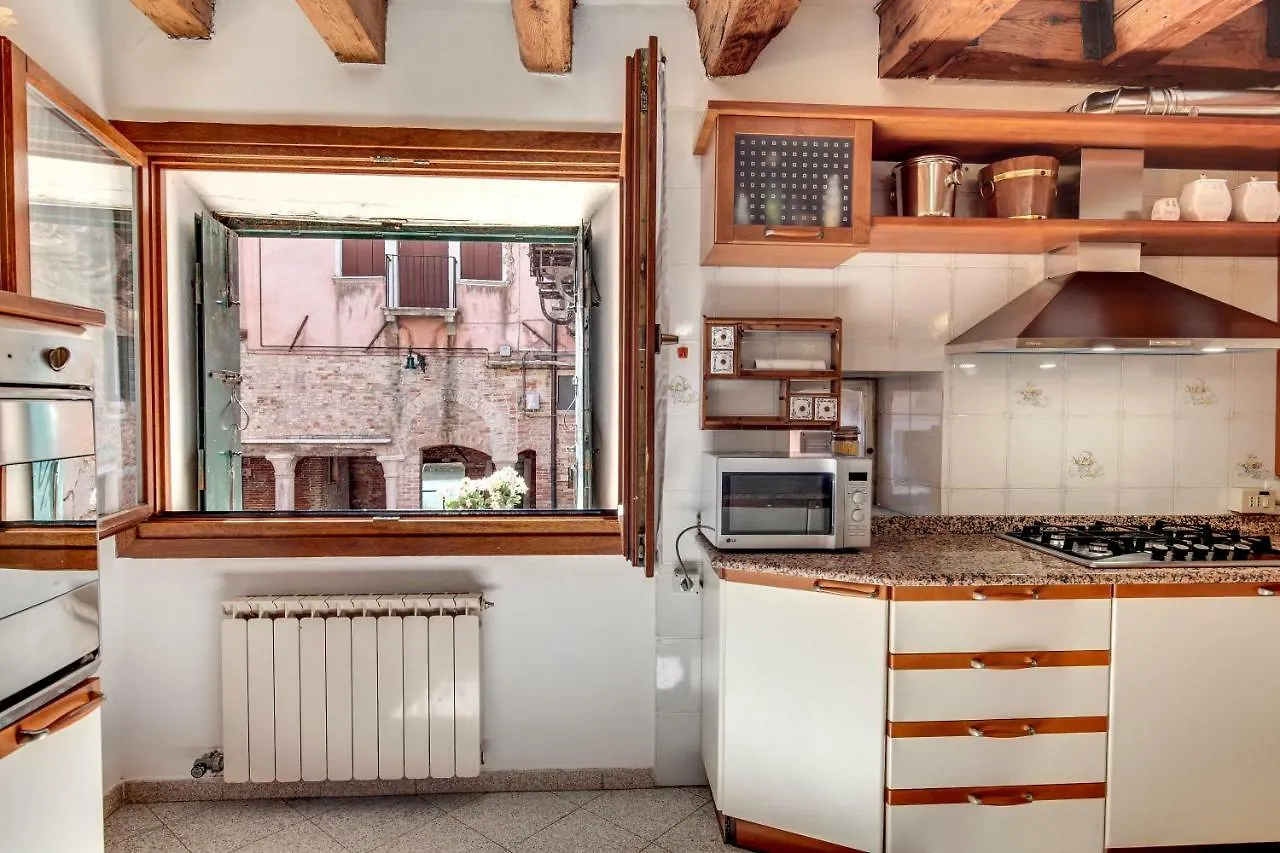 Ca Serenissima Apartment Venice